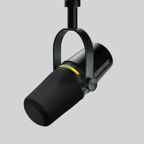 Micro dynamique Shure MV7+ USB-C et XLR pour podcast