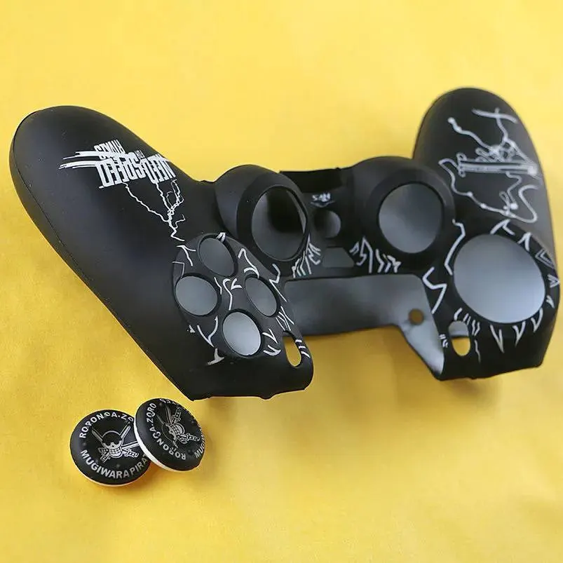 Protection silicone pour manette PS4 et 2 capuchons de joystick, motifs Need for Speed et One Piece