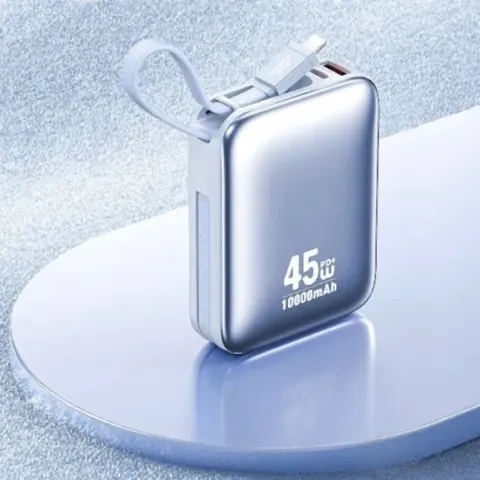 Powerbank WEKOME 45 W 10 000 mAh, câbles USB-C et Lightning intégrés