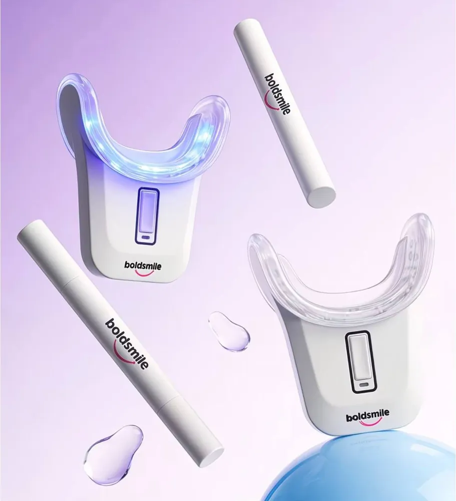 Kit de blanchiment des dents Boldsmile : appareil à LED et stylos blanchissants, 6 ou 9 stylos
